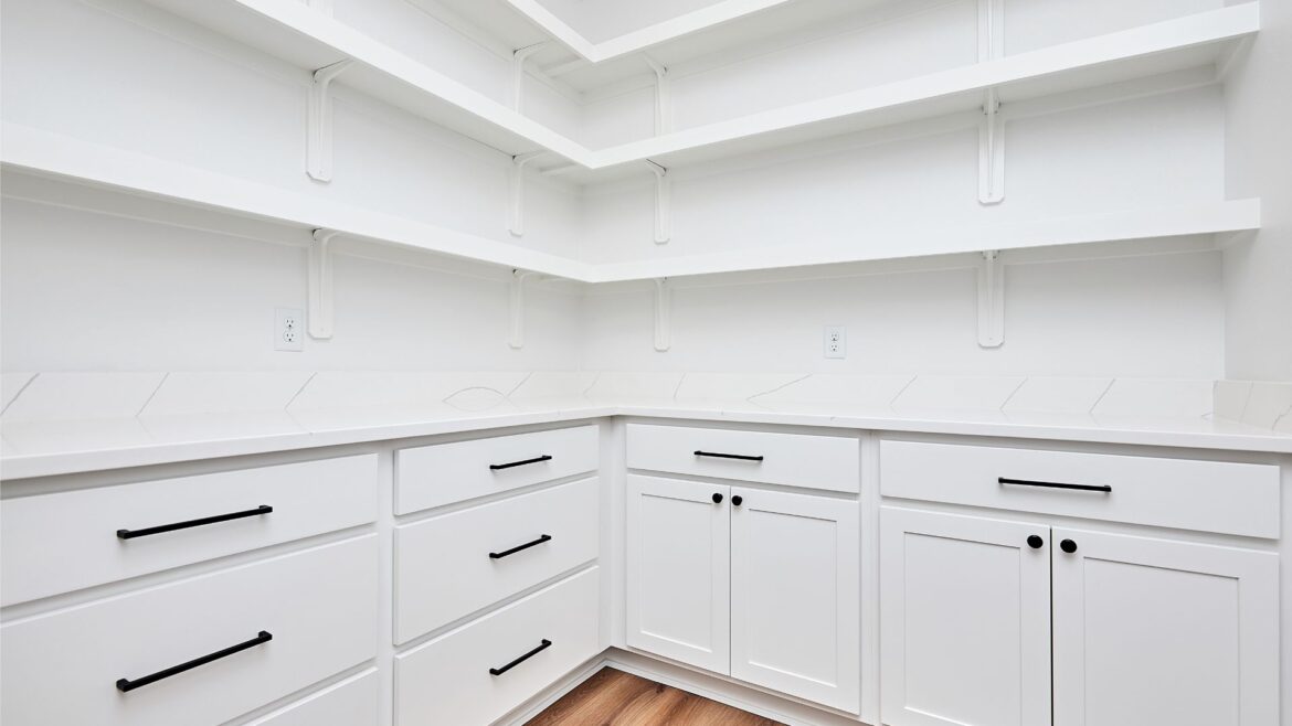 Walk-In Pantry vs. Pantry Cabinet